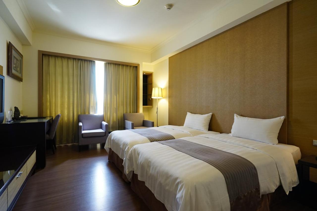 Hai Yue Hotel Magong Exterior photo